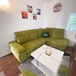 Appartement In 42058 Dramalj